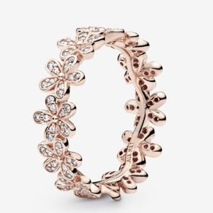 Pandora Rose Gold Daisy Flower Ring
